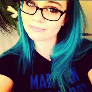 Meet your Posher, Debra